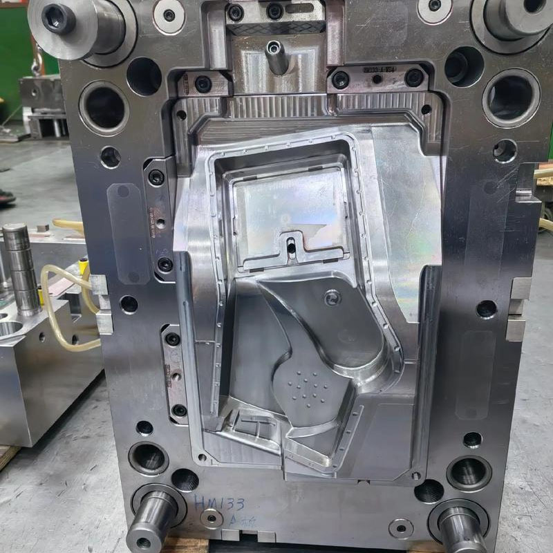 사출 금형 인서트의 적용