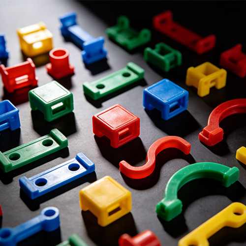 소형 플라스틱 부품 성형